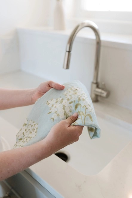 Hydrangea Linen Tea Towel